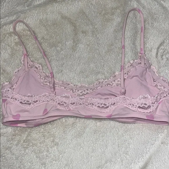 SKIMS Fits Everybody Heart Lace Scoop Bralette - Picture 4 of 4